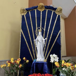 MESE MARIANO 2023